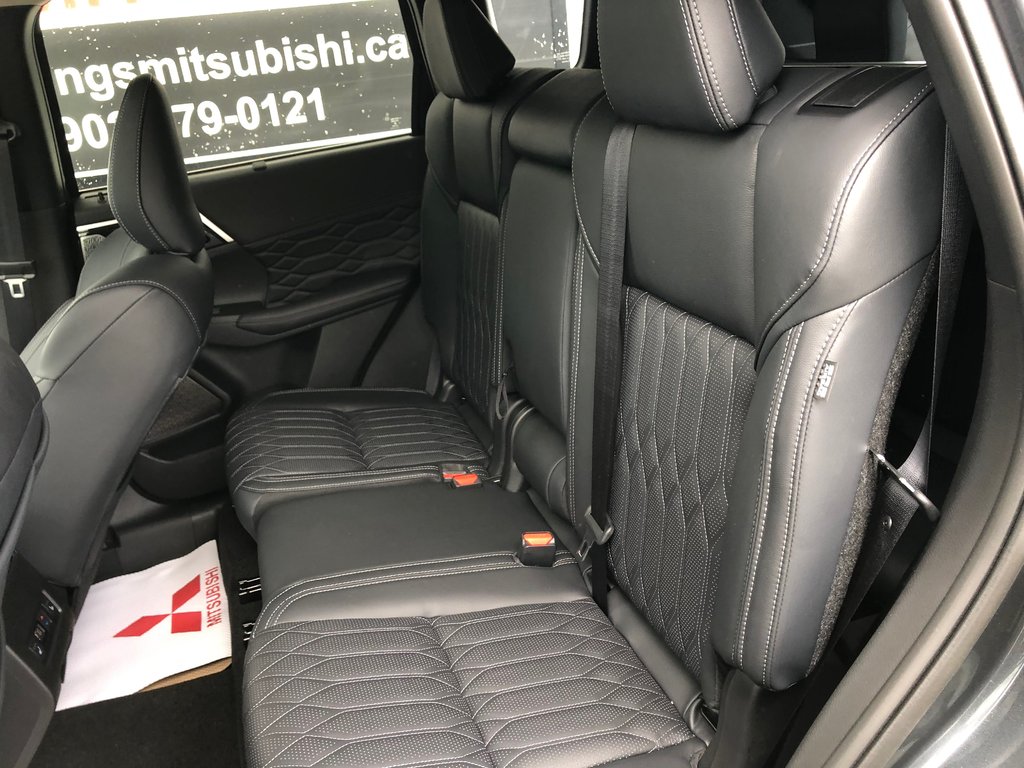 2025 Mitsubishi Outlander GT S-AWC TWO TONE ROOF in Kentville, Nova Scotia - 23 - w1024h768px