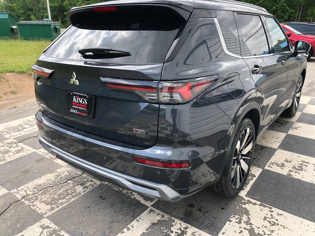 2025 Mitsubishi Outlander GT S-AWC TWO TONE ROOF in Kentville, Nova Scotia - 4 - w1024h768px