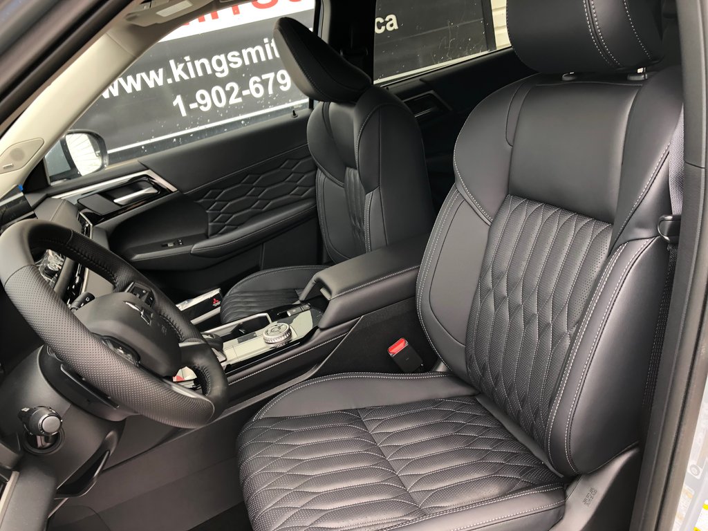 2025 Mitsubishi Outlander SEL S-AWC in Kentville, Nova Scotia - 15 - w1024h768px