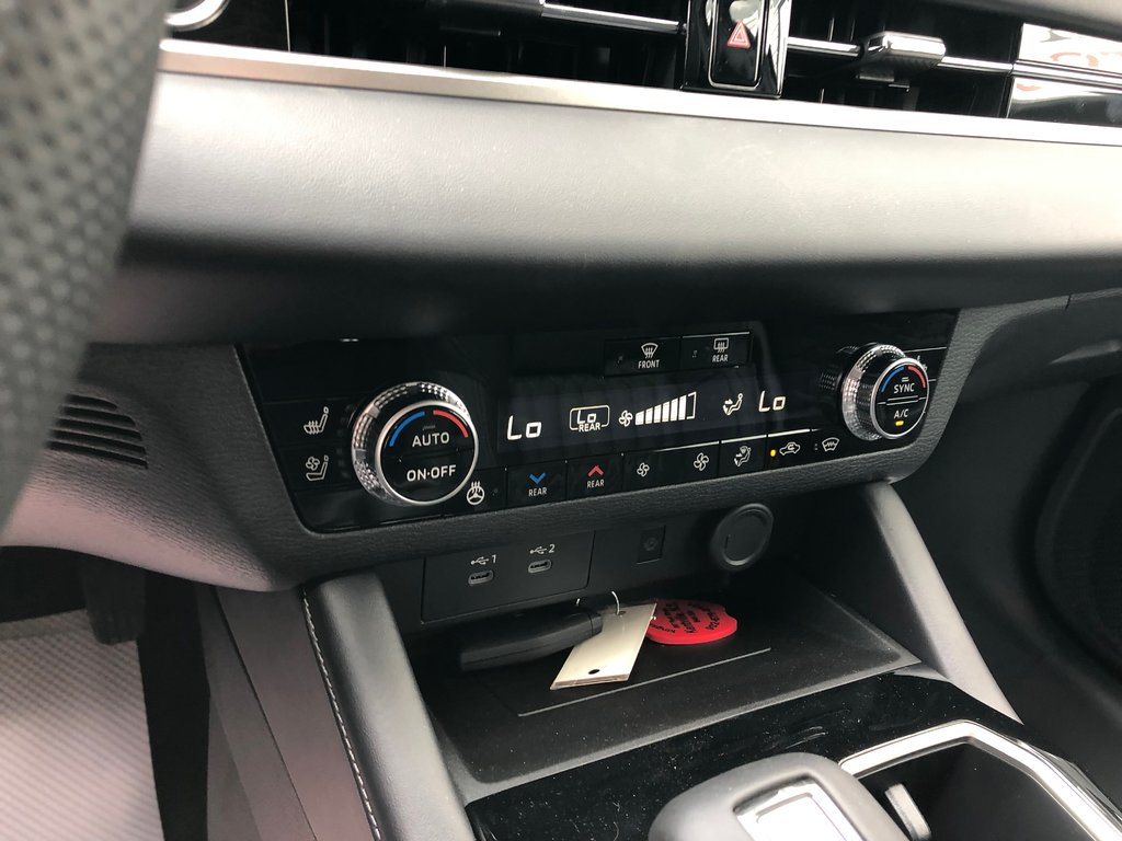 2025 Mitsubishi Outlander SEL S-AWC in Kentville, Nova Scotia - 12 - w1024h768px
