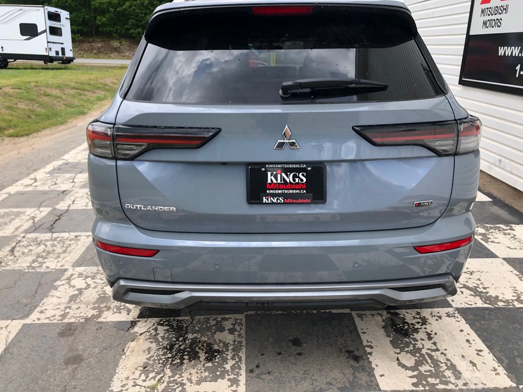 2025 Mitsubishi Outlander SEL S-AWC in Kentville, Nova Scotia - 5 - w1024h768px