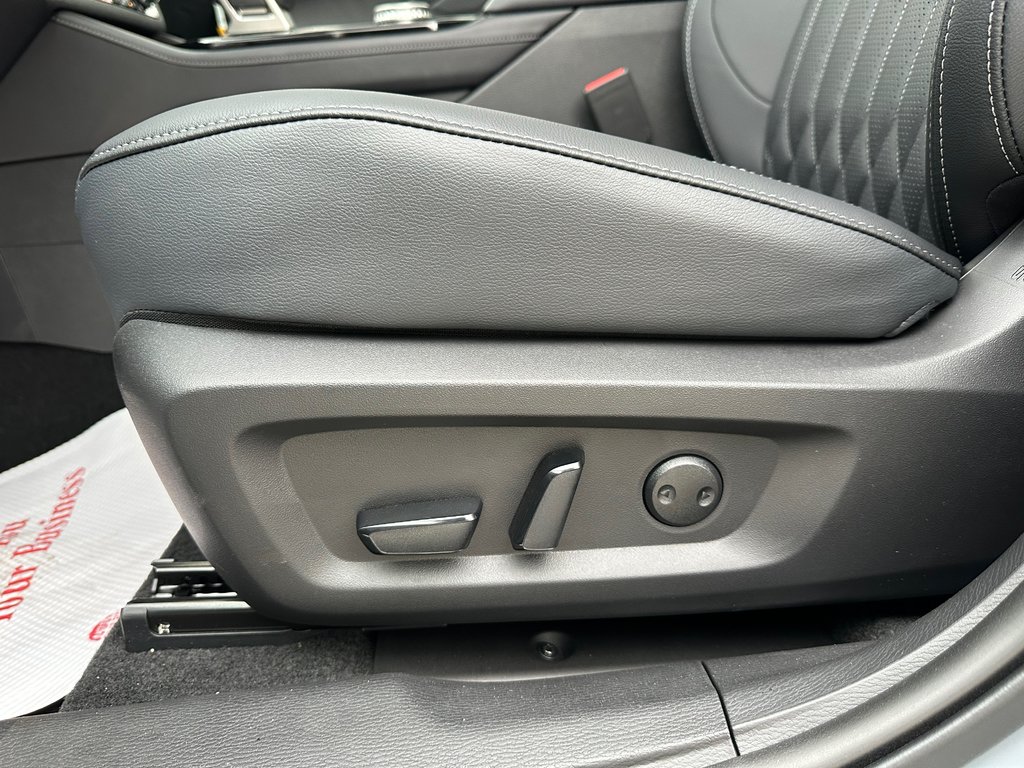 2025 Mitsubishi Outlander GT S-AWC in Kentville, Nova Scotia - 12 - w1024h768px