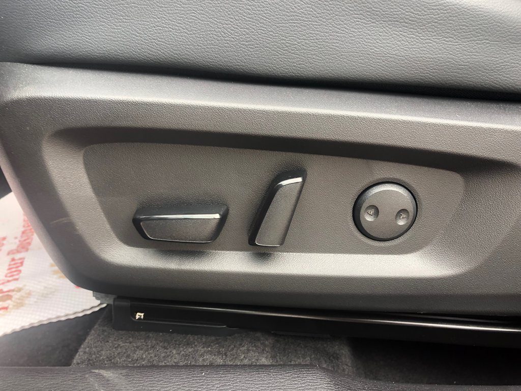 2025 Mitsubishi Outlander SEL S-AWC in Kentville, Nova Scotia - 21 - w1024h768px