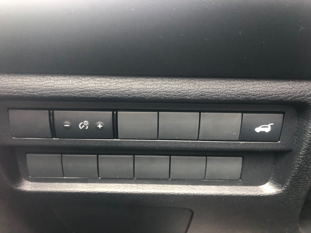 2025 Mitsubishi Outlander SEL S-AWC in Kentville, Nova Scotia - 10 - w1024h768px