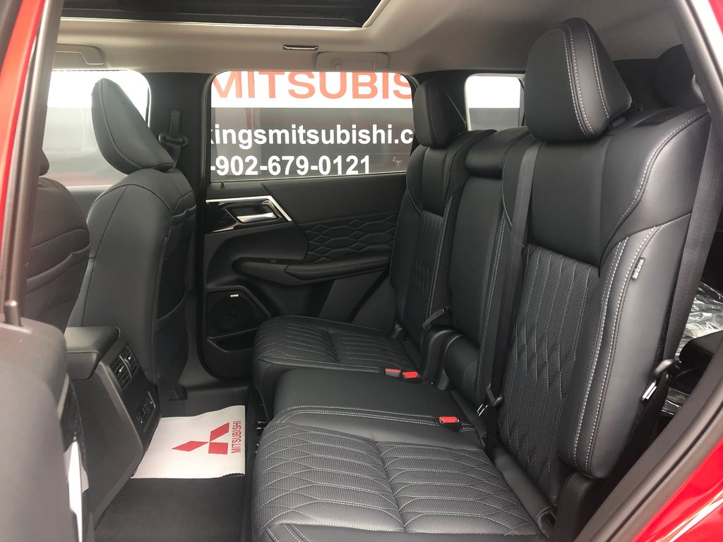 2025 Mitsubishi Outlander SEL S-AWC in Kentville, Nova Scotia - 24 - w1024h768px