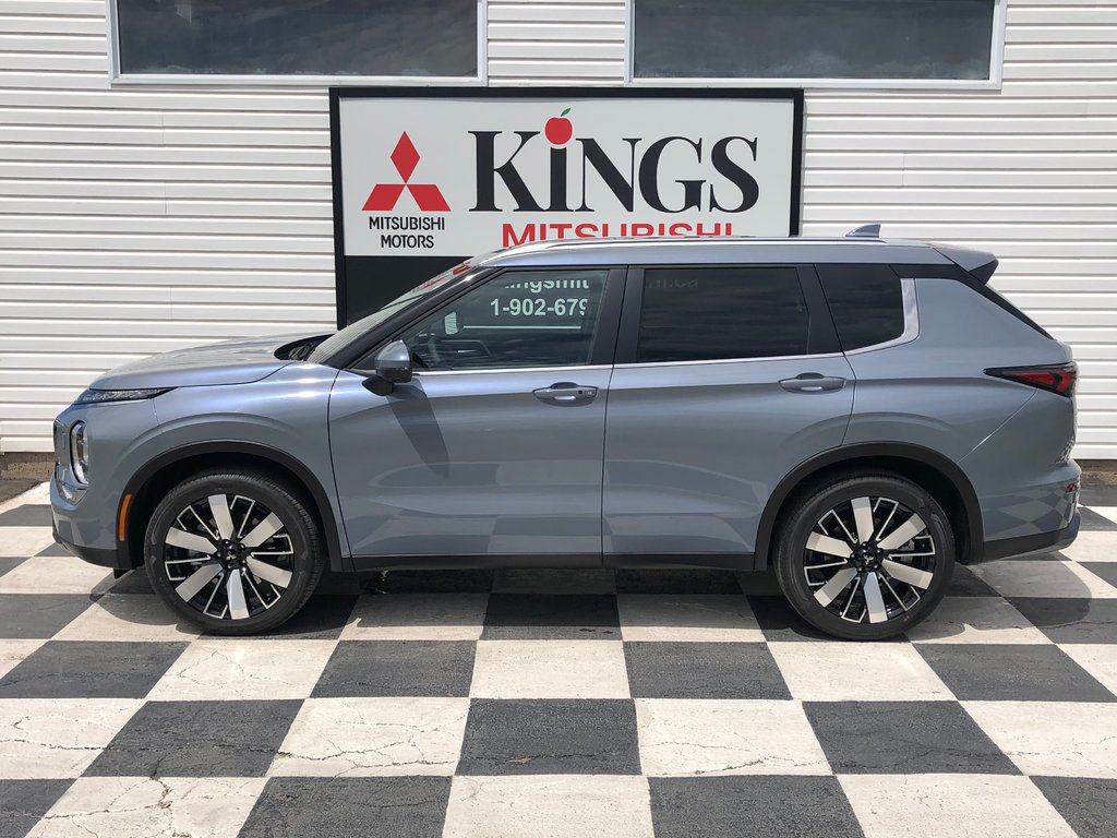 2025 Mitsubishi Outlander SEL S-AWC in Kentville, Nova Scotia - 26 - w1024h768px