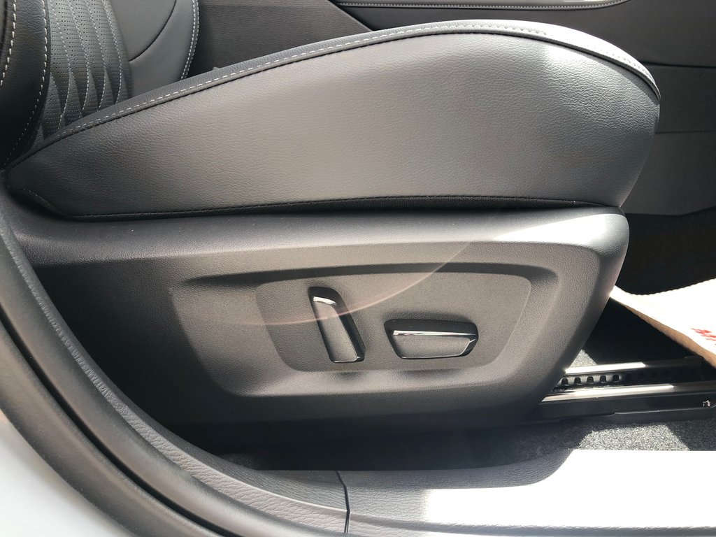 2025 Mitsubishi Outlander SEL S-AWC in Kentville, Nova Scotia - 25 - w1024h768px