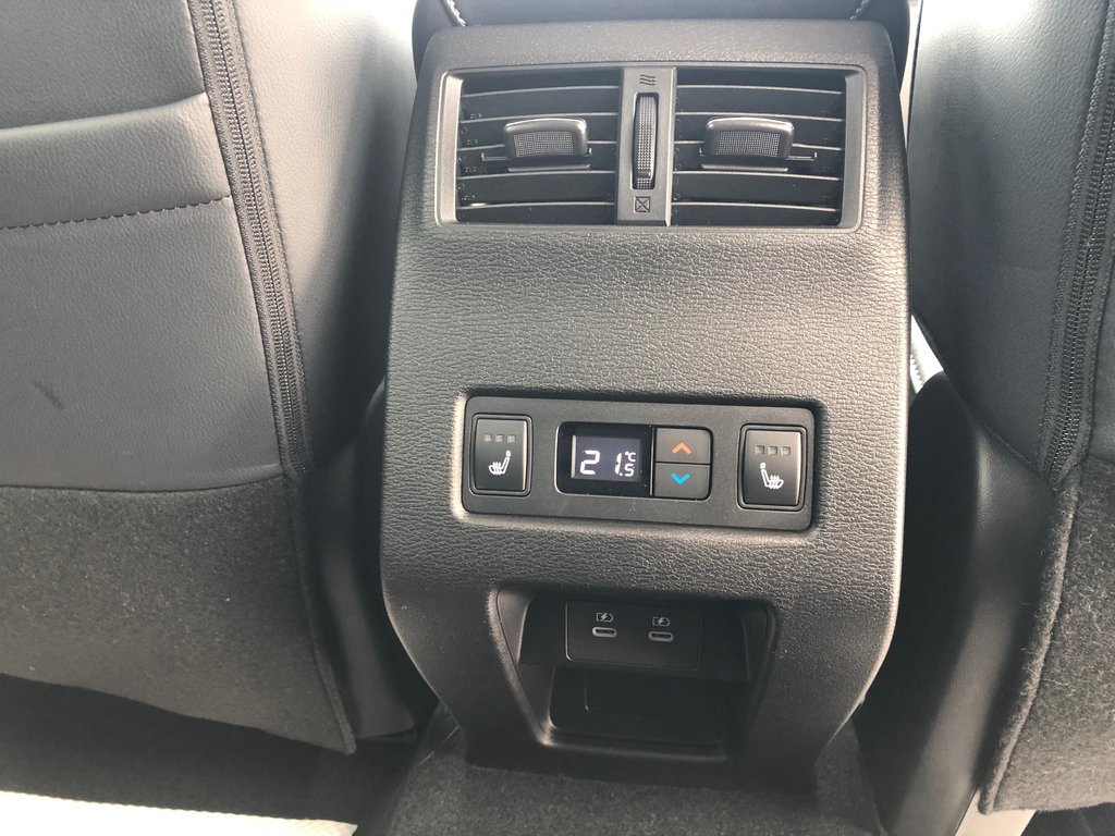 2025 Mitsubishi Outlander SEL S-AWC in Kentville, Nova Scotia - 22 - w1024h768px