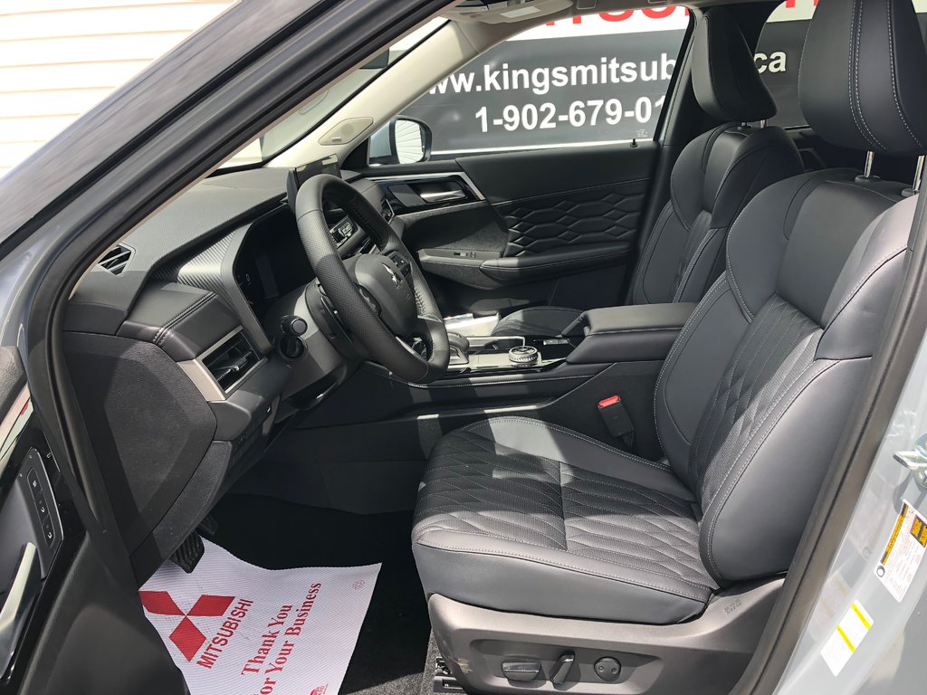 2025 Mitsubishi Outlander SEL S-AWC in Kentville, Nova Scotia - 9 - w1024h768px