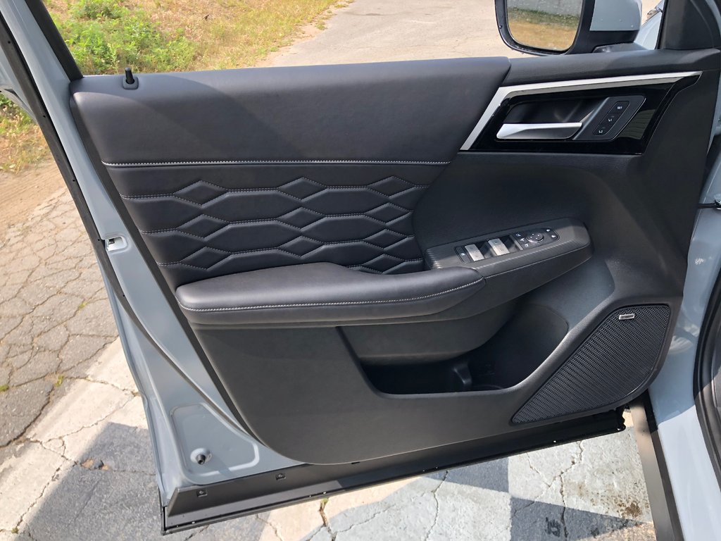 Mitsubishi Outlander SEL S-AWC 2025 à Kentville, Nouvelle-Écosse - 15 - w1024h768px