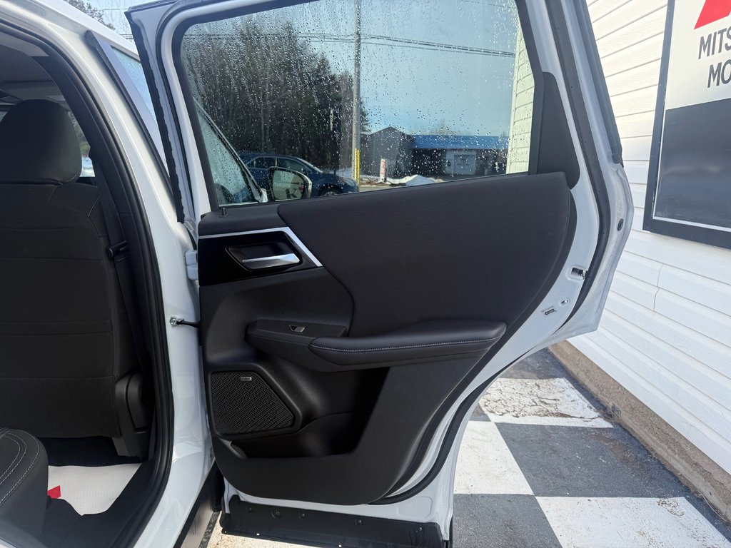 2025 Mitsubishi Outlander ES S-AWC in Kentville, Nova Scotia - 16 - w1024h768px