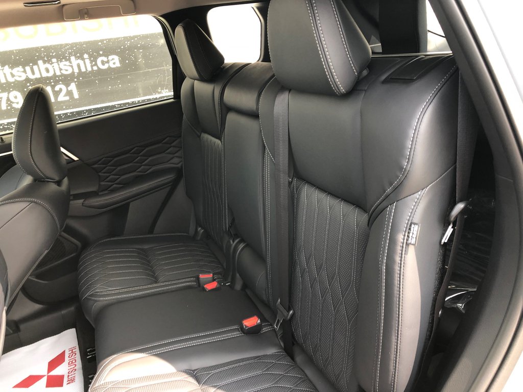 2025 Mitsubishi Outlander SEL S-AWC in Kentville, Nova Scotia - 20 - w1024h768px