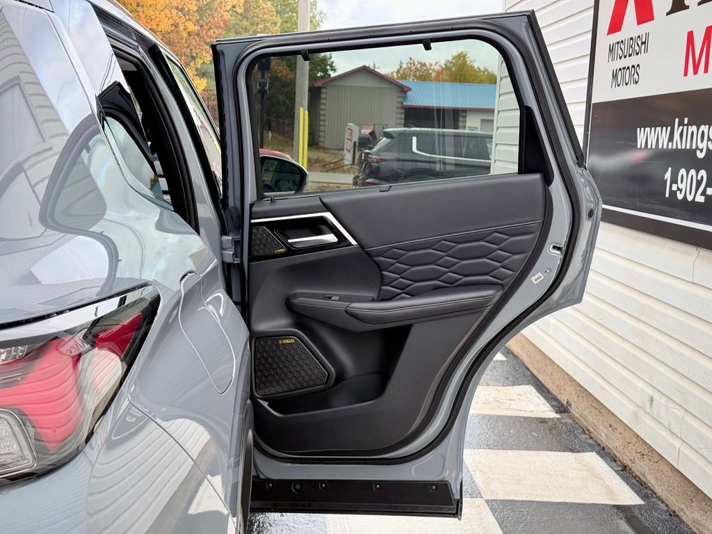2025 Mitsubishi Outlander GT S-AWC in Kentville, Nova Scotia - 24 - w1024h768px
