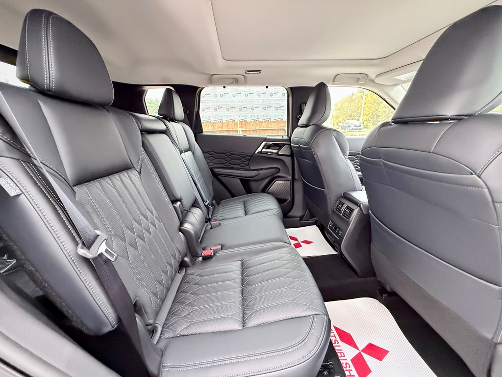 2025 Mitsubishi Outlander GT S-AWC in Kentville, Nova Scotia - 25 - w1024h768px
