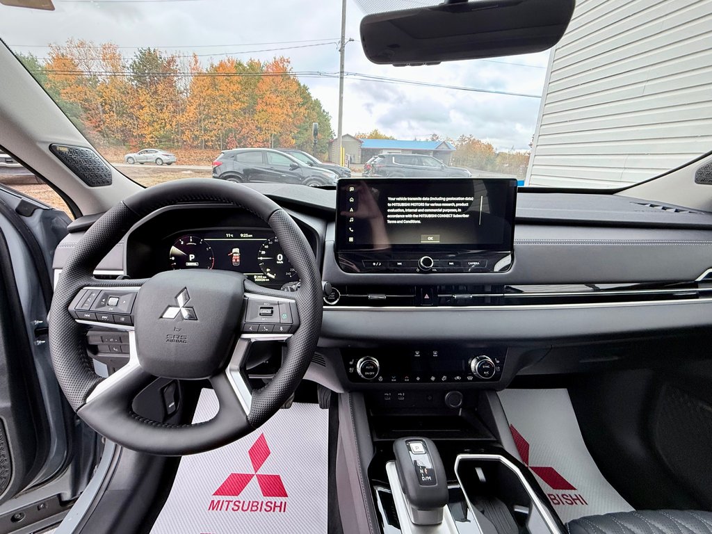 2025 Mitsubishi Outlander GT S-AWC in Kentville, Nova Scotia - 10 - w1024h768px