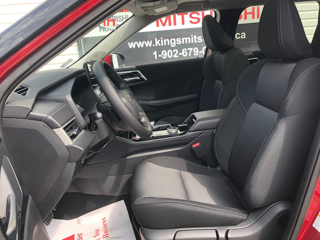 2025 Mitsubishi Outlander SE S-AWC in Kentville, Nova Scotia - 19 - w1024h768px