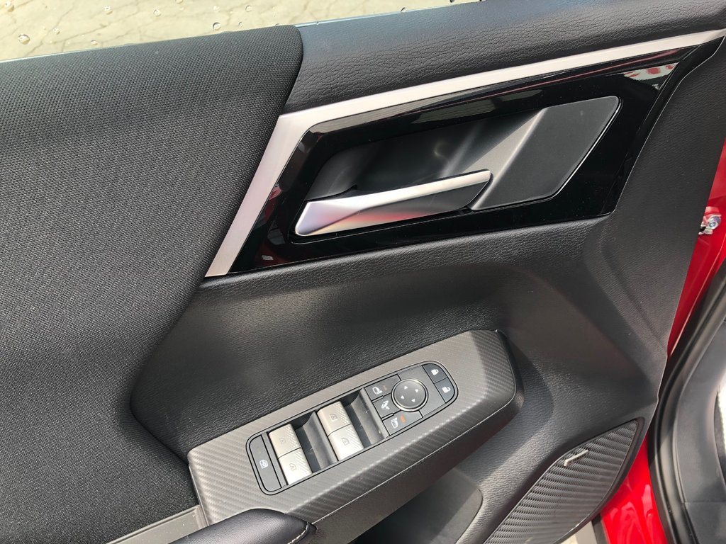 2025 Mitsubishi Outlander SE S-AWC in Kentville, Nova Scotia - 8 - w1024h768px
