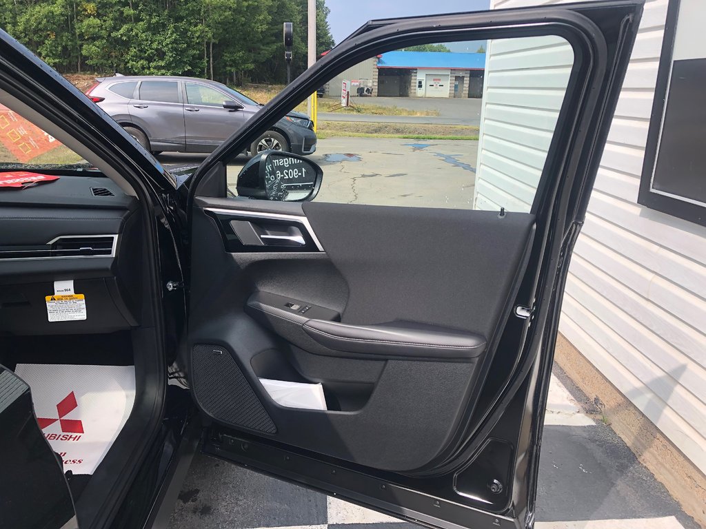 2025 Mitsubishi Outlander SE S-AWC in Kentville, Nova Scotia - 27 - w1024h768px