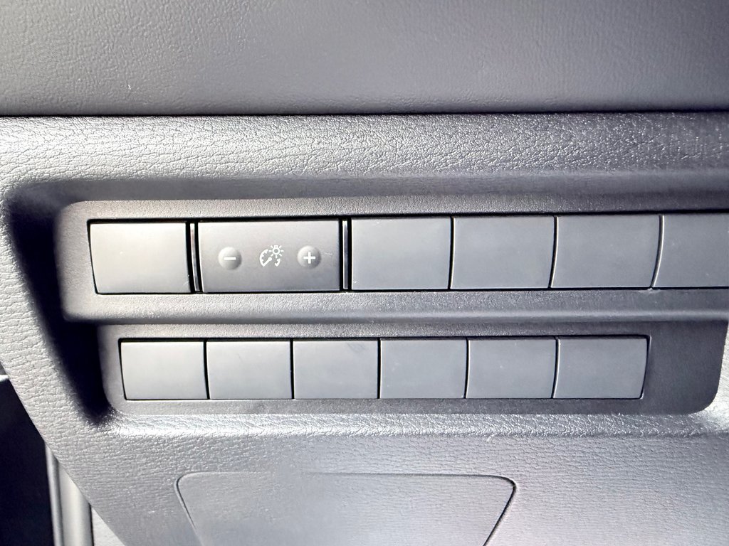 2025 Mitsubishi Outlander ES S-AWC in Kentville, Nova Scotia - 13 - w1024h768px