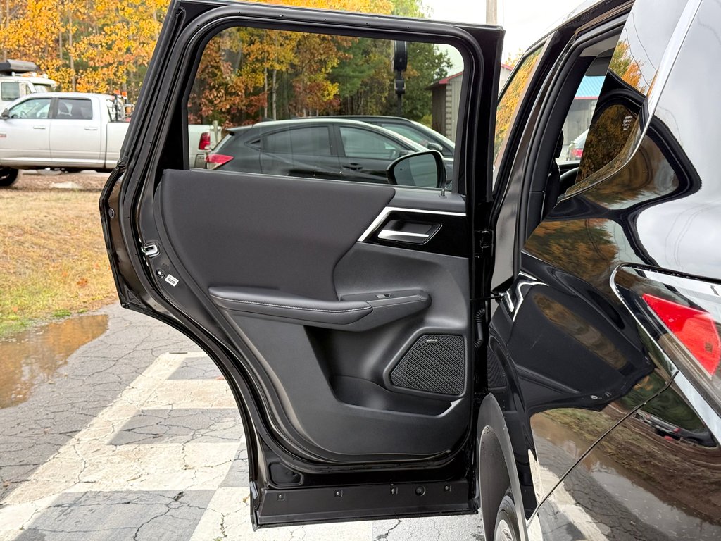 2025 Mitsubishi Outlander ES S-AWC in Kentville, Nova Scotia - 19 - w1024h768px