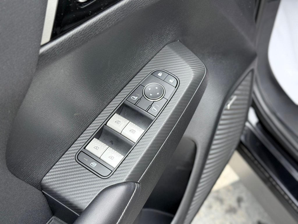 2025 Mitsubishi Outlander ES S-AWC in Kentville, Nova Scotia - 8 - w1024h768px