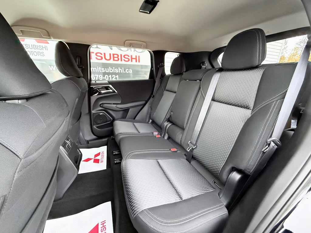 2025 Mitsubishi Outlander ES S-AWC in Kentville, Nova Scotia - 20 - w1024h768px