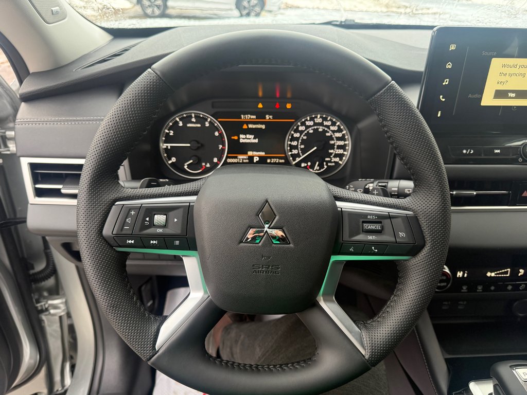 2025 Mitsubishi Outlander ES S-AWC in Kentville, Nova Scotia - 9 - w1024h768px