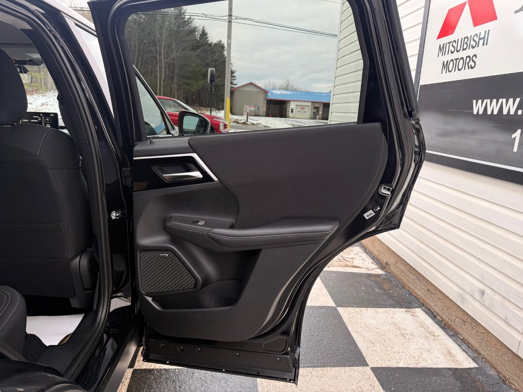 2025 Mitsubishi Outlander ES S-AWC in Kentville, Nova Scotia - 16 - w1024h768px