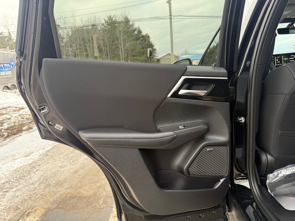 2025 Mitsubishi Outlander ES S-AWC in Kentville, Nova Scotia - 13 - w1024h768px