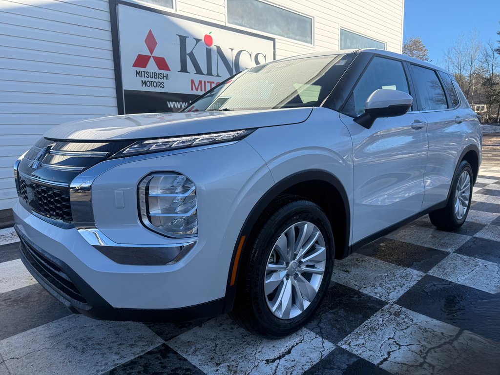 2025 Mitsubishi Outlander ES S-AWC in Kentville, Nova Scotia - 1 - w1024h768px