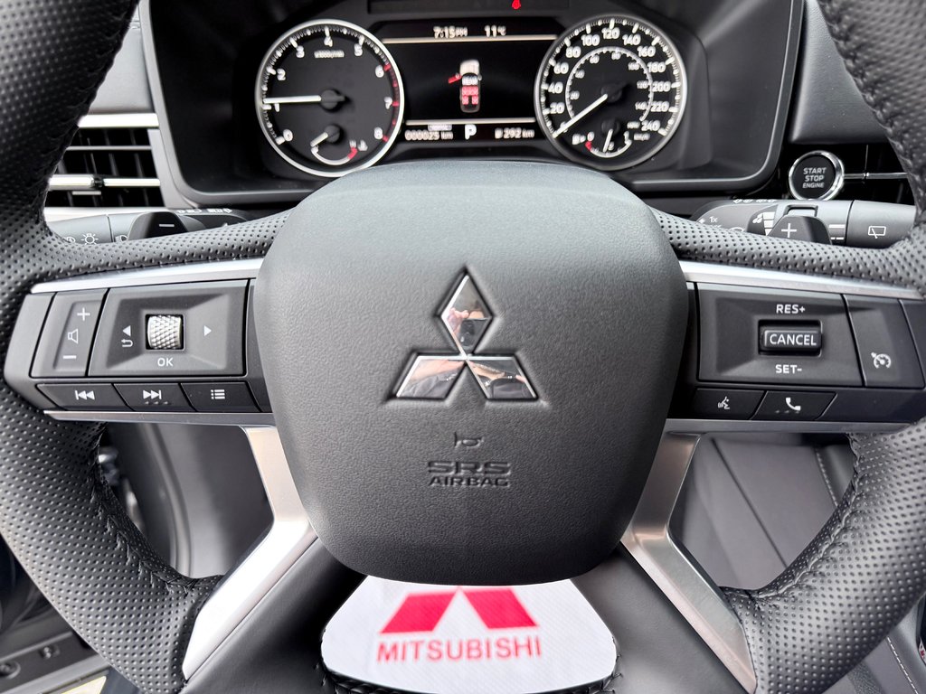 2025 Mitsubishi Outlander ES S-AWC in Kentville, Nova Scotia - 11 - w1024h768px