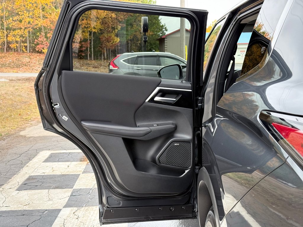 2025 Mitsubishi Outlander ES S-AWC in Kentville, Nova Scotia - 19 - w1024h768px