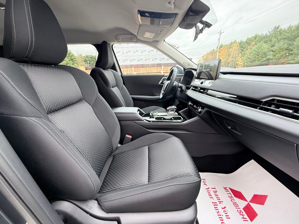 2025 Mitsubishi Outlander ES S-AWC in Kentville, Nova Scotia - 26 - w1024h768px