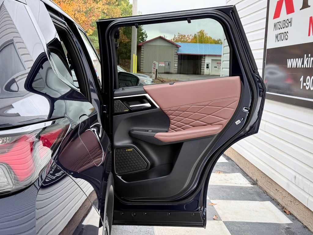 2025 Mitsubishi OUTLANDER GT S-AWC in Kentville, Nova Scotia - 23 - w1024h768px