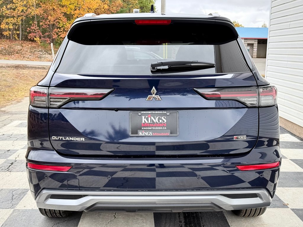 2025 Mitsubishi OUTLANDER GT S-AWC in Kentville, Nova Scotia - 5 - w1024h768px