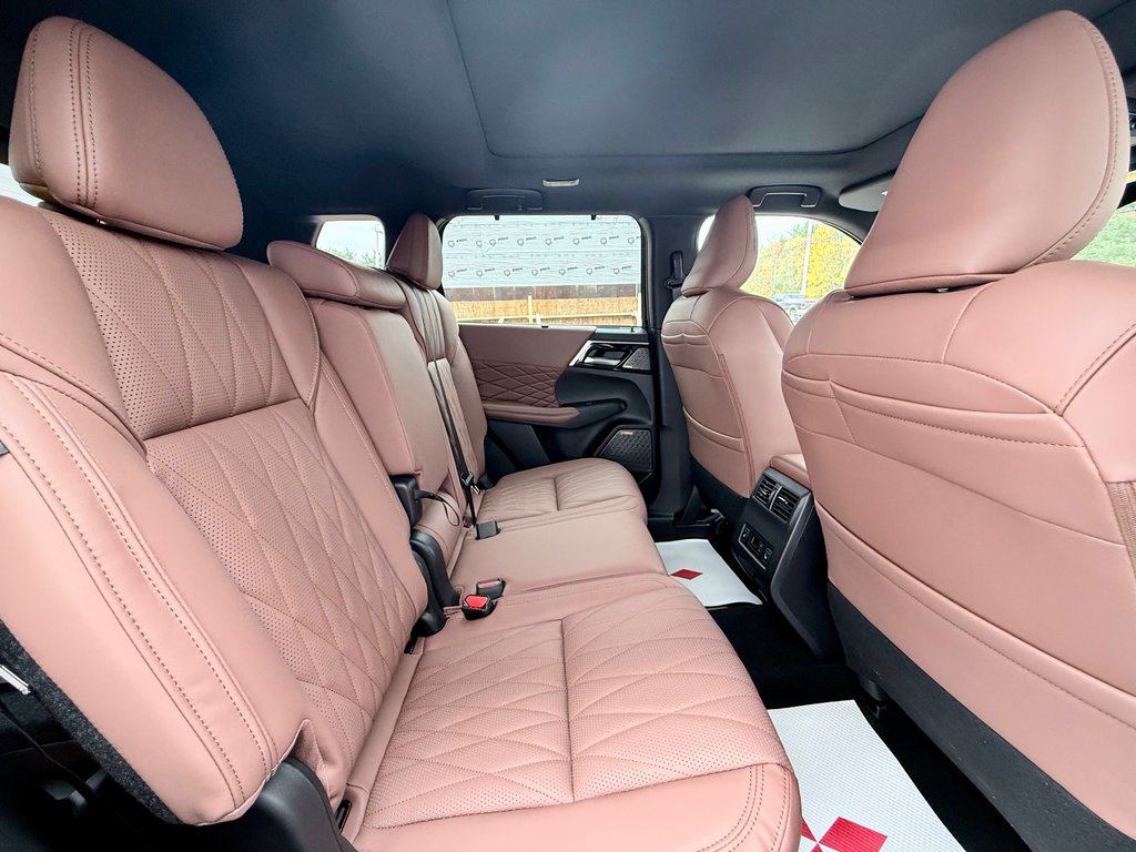 2025 Mitsubishi OUTLANDER GT S-AWC in Kentville, Nova Scotia - 24 - w1024h768px