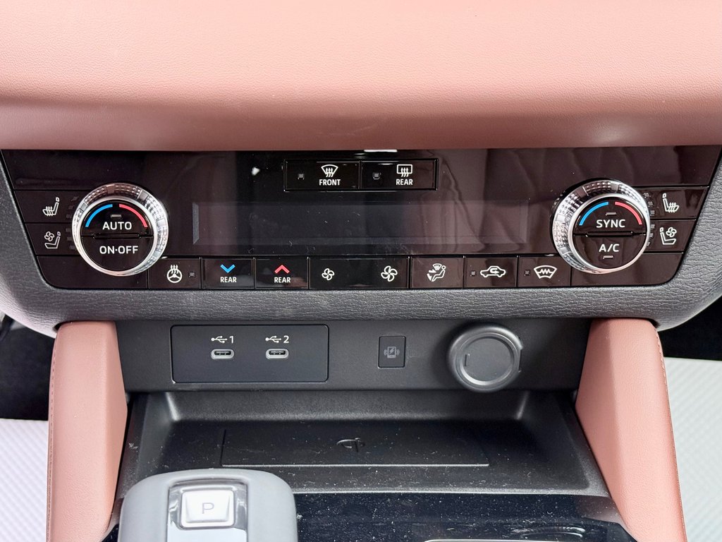 2025 Mitsubishi OUTLANDER GT S-AWC in Kentville, Nova Scotia - 28 - w1024h768px