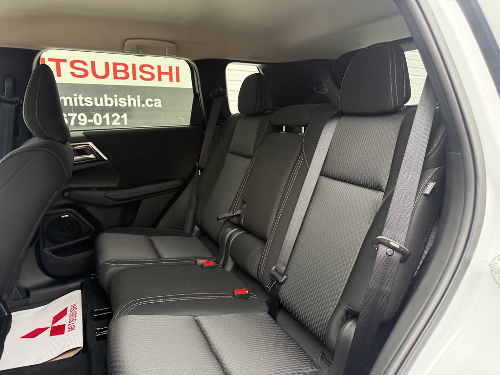 2025 Mitsubishi Outlander ES S-AWC in Kentville, Nova Scotia - 14 - w1024h768px