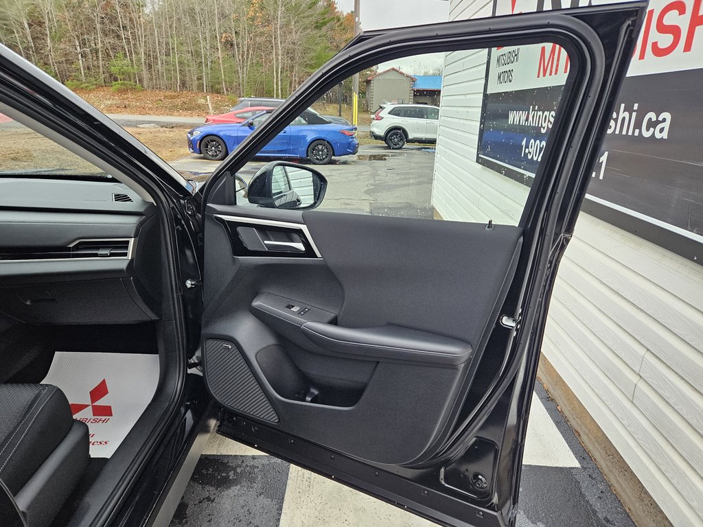 2025 Mitsubishi Outlander ES S-AWC in Kentville, Nova Scotia - 21 - w1024h768px