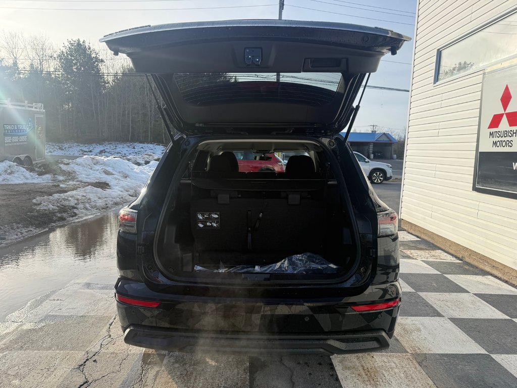2026 Mitsubishi Outlander ES S-AWC in Kentville, Nova Scotia - 15 - w1024h768px