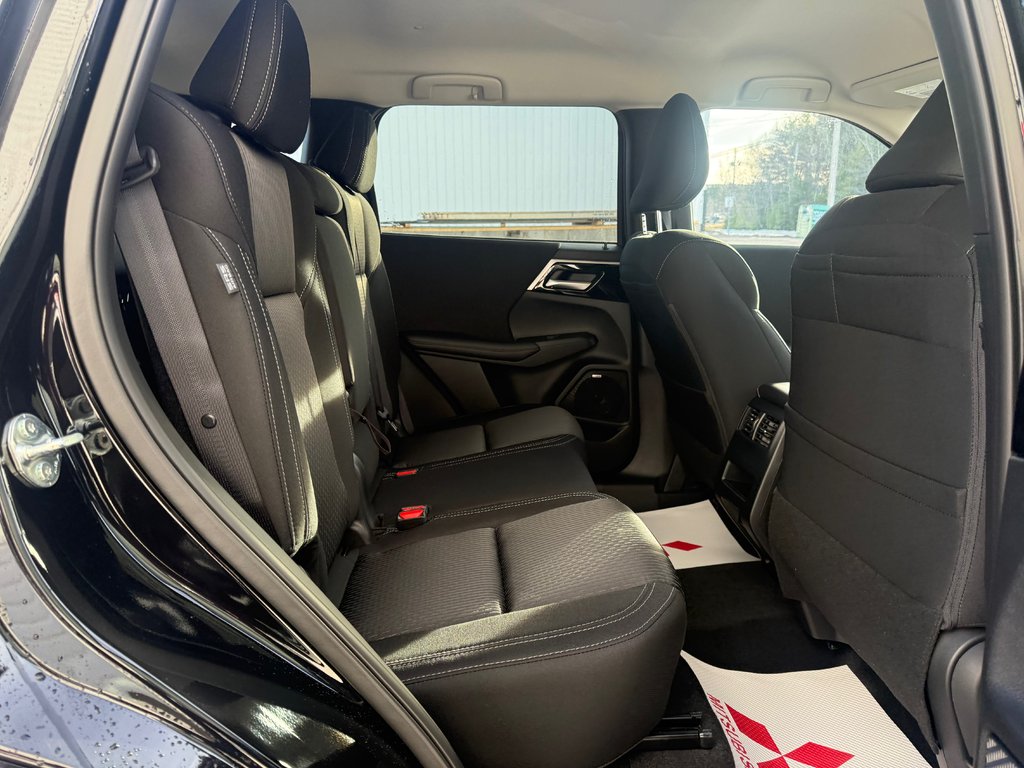 2026 Mitsubishi Outlander ES S-AWC in Kentville, Nova Scotia - 17 - w1024h768px