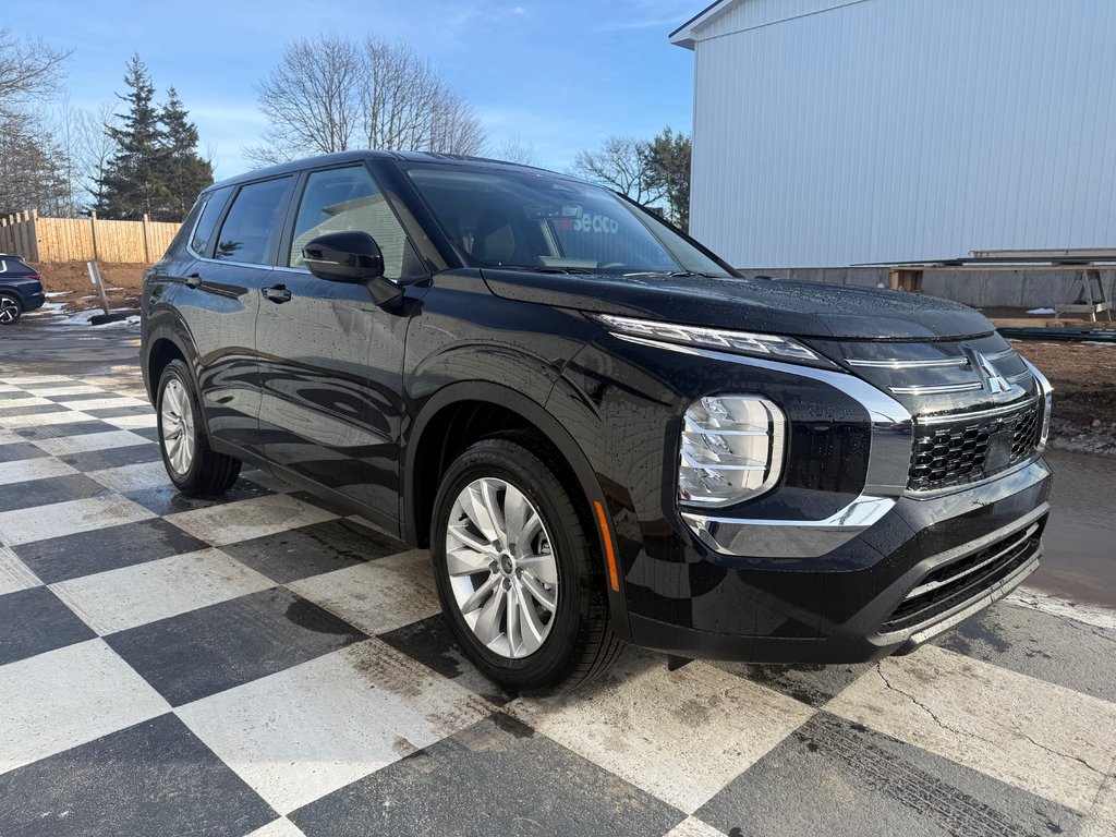 2026 Mitsubishi Outlander ES S-AWC in Kentville, Nova Scotia - 3 - w1024h768px