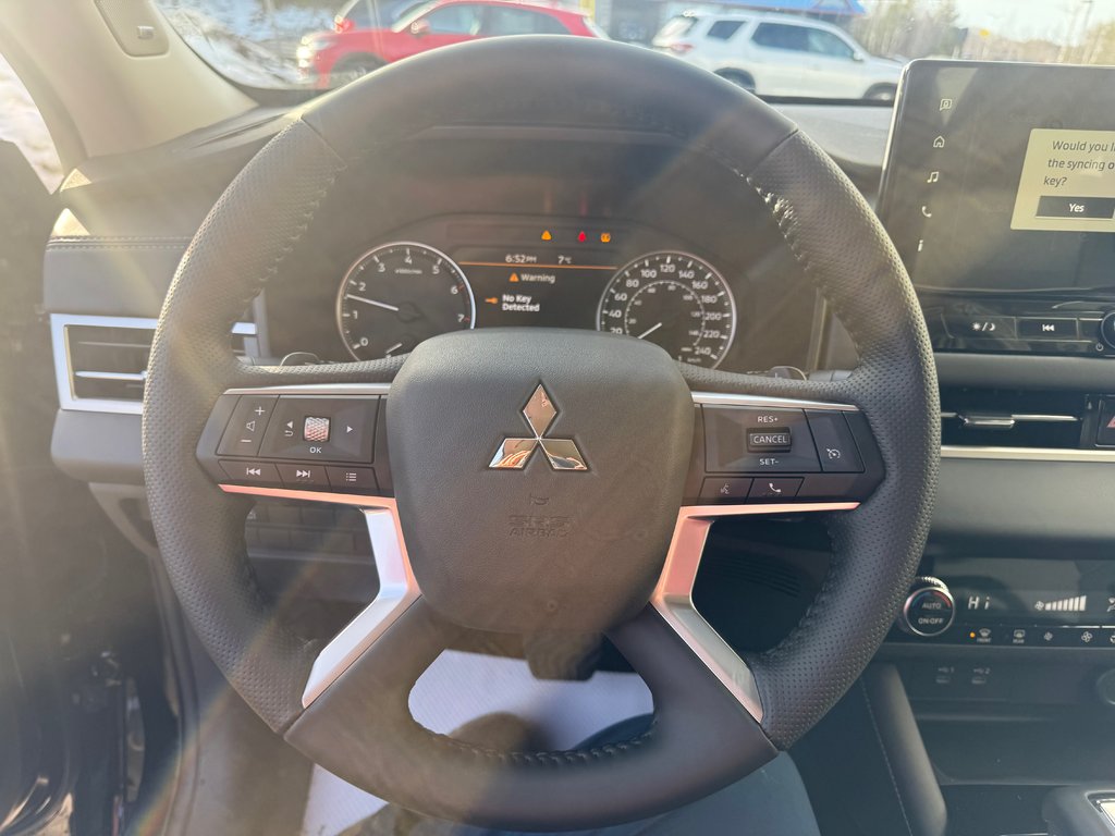 2026 Mitsubishi Outlander ES S-AWC in Kentville, Nova Scotia - 10 - w1024h768px