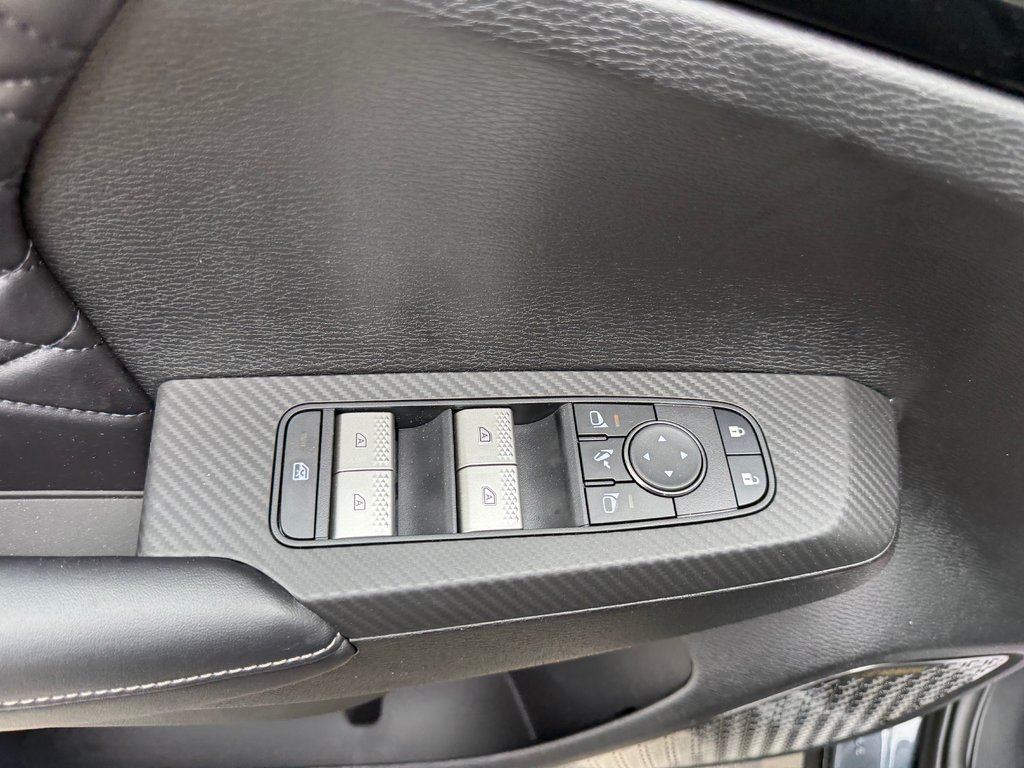 2026 Mitsubishi Outlander NOIR S-AWC in Kentville, Nova Scotia - 8 - w1024h768px