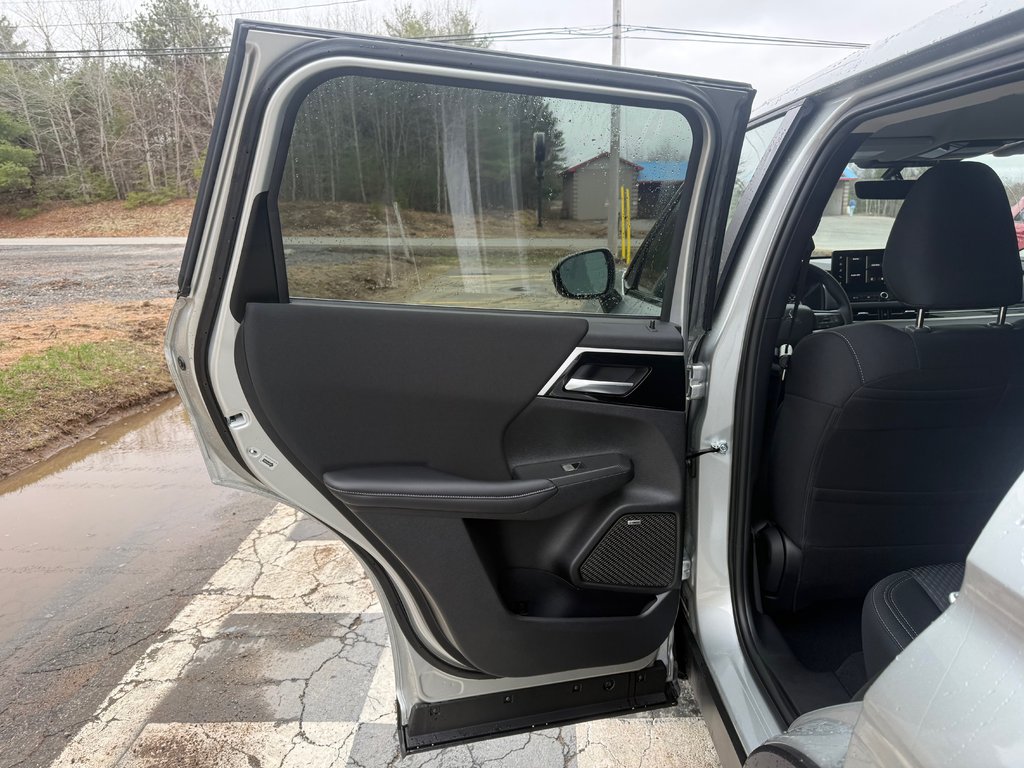 Mitsubishi Outlander ES S-AWC 2026 à Kentville, Nouvelle-Écosse - 13 - w1024h768px