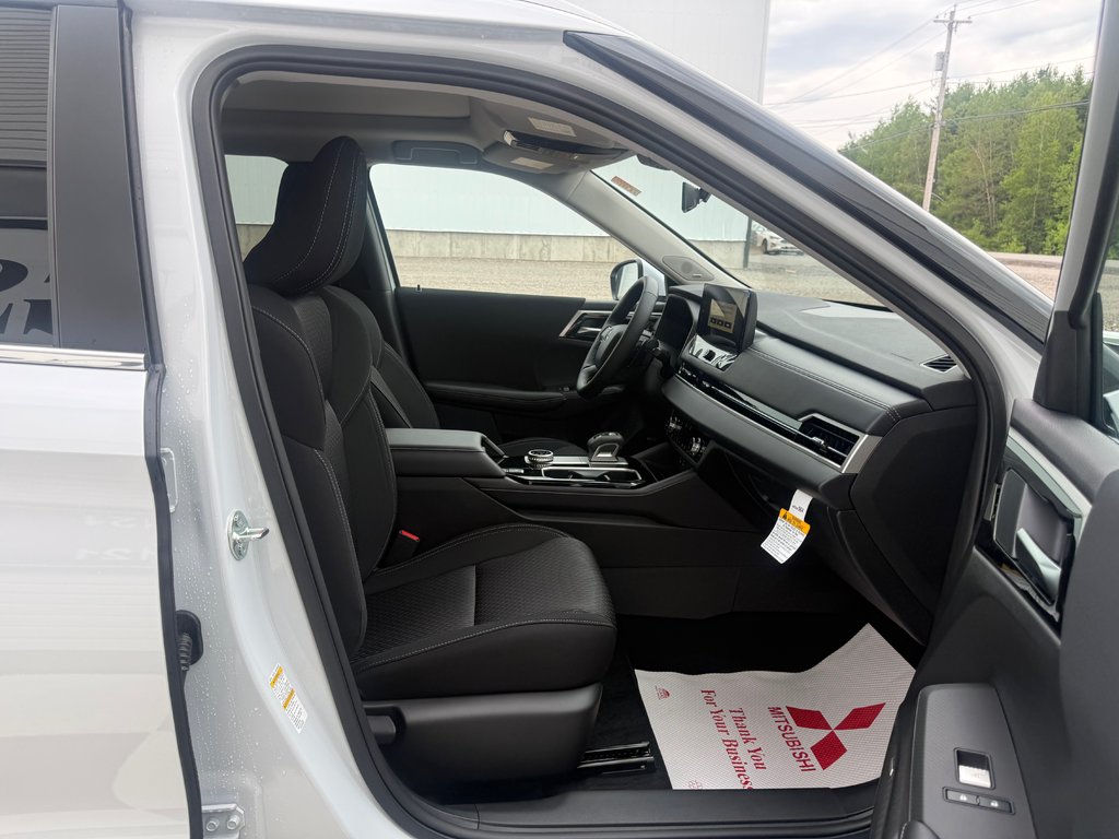 2026 Mitsubishi Outlander SE S-AWC in Kentville, Nova Scotia - 20 - w1024h768px