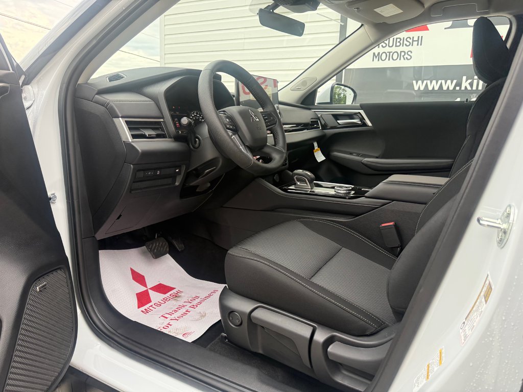 2026 Mitsubishi Outlander SE S-AWC in Kentville, Nova Scotia - 9 - w1024h768px