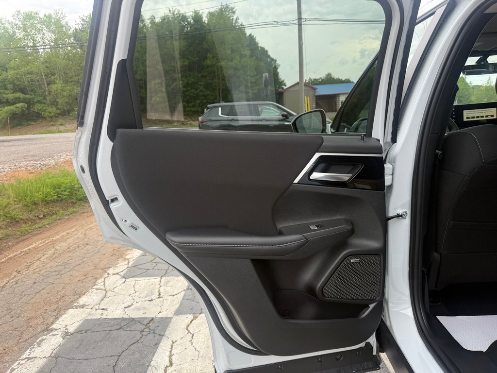 2026 Mitsubishi Outlander SE S-AWC in Kentville, Nova Scotia - 14 - w1024h768px