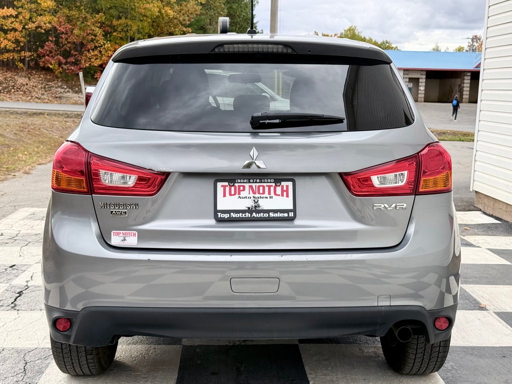 2014 Mitsubishi RVR SE | BT Hands-Free, Heated Seats, Keyless Entry in COLDBROOK, Nova Scotia - 5 - w1024h768px