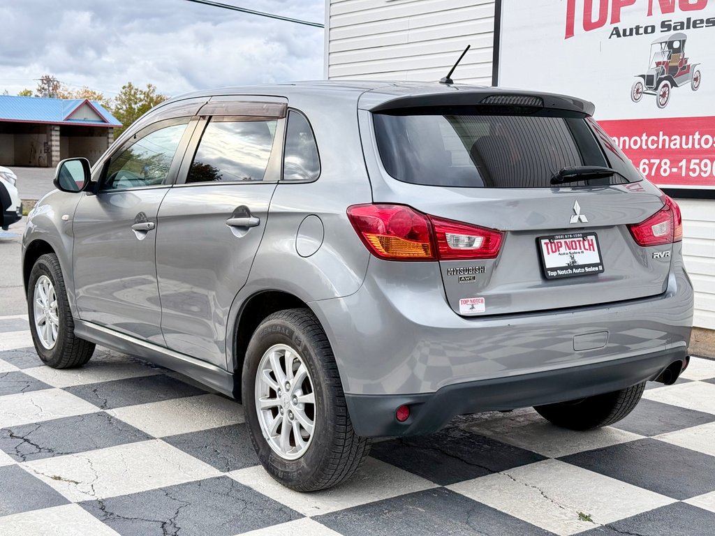 2014 Mitsubishi RVR SE | BT Hands-Free, Heated Seats, Keyless Entry in COLDBROOK, Nova Scotia - 6 - w1024h768px